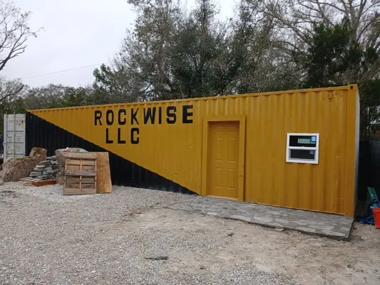Rockwise Logo
