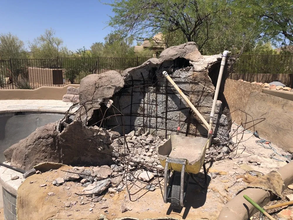 Local lawn mowing service in Phoenix, AZ by Rockworks