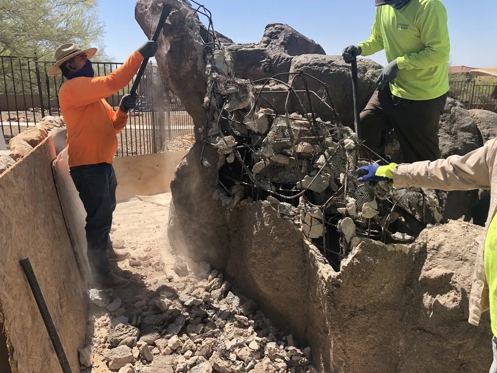 Local yard cleanup service in Phoenix, AZ - Rockworks