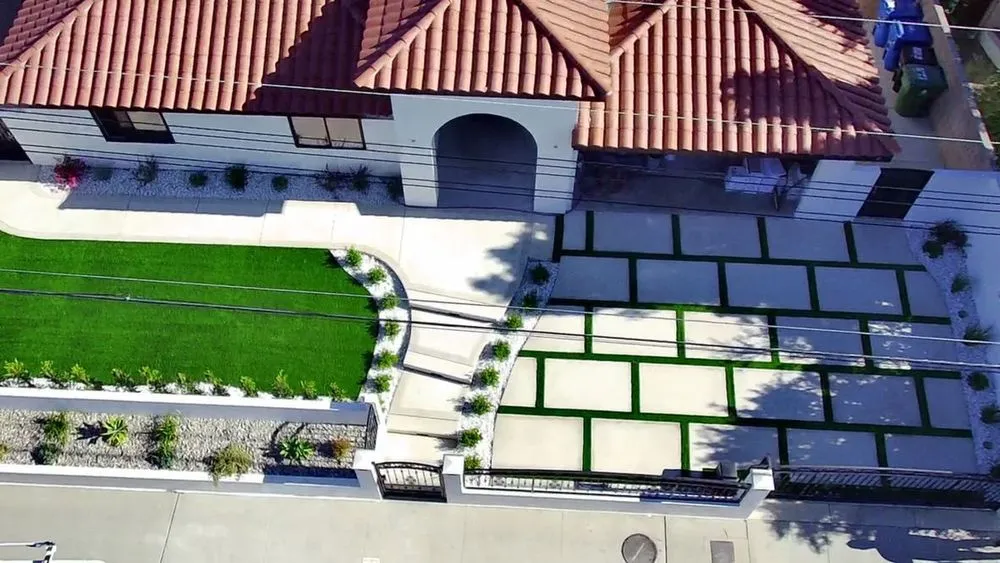 Trusted lawn care service in Bakersfield, CA - Rocky Concrete