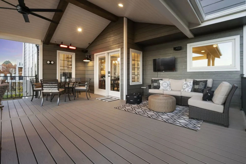 Top-rated lawn mowing service in Englewood, CO - Rocky Mountain Outdoor Living