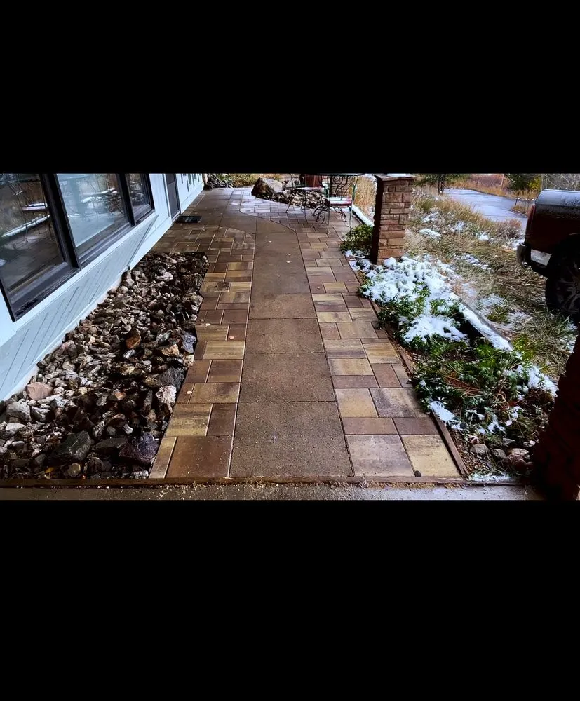 Local yard cleanup service for year-round maintenance in Grand Junction, CO by Rocky Mountain Platinum Contractors