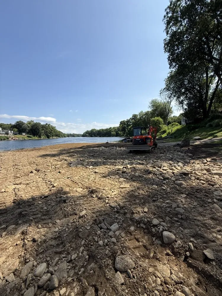 Local lawn mowing service experts serving Phillipsburg, NJ - Rocky Ridge Excavation And Landscape