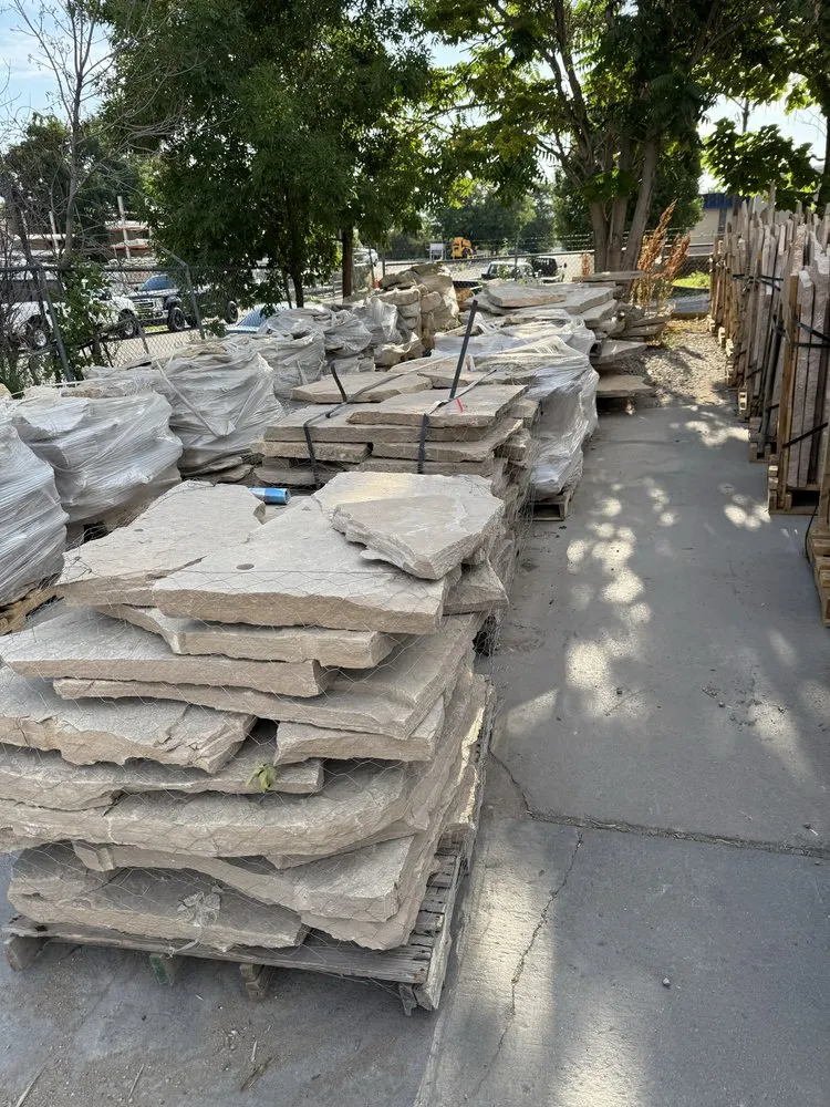 Top-rated yard cleanup service for homes across commerce city, CO - Rocky Roam Infrastructure and Design