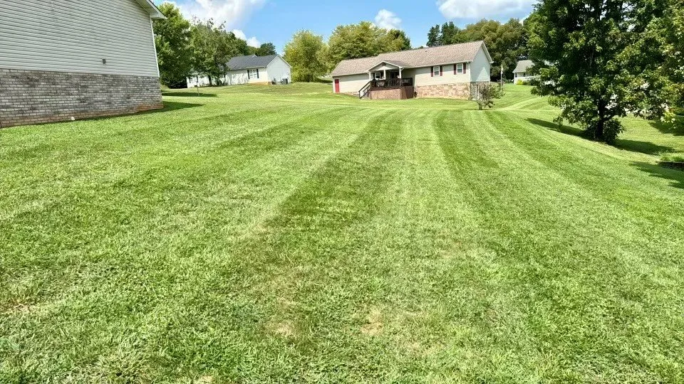 Affordable lawn mowing service for homes in Sevierville, TN by Rocky Top Lawn Care