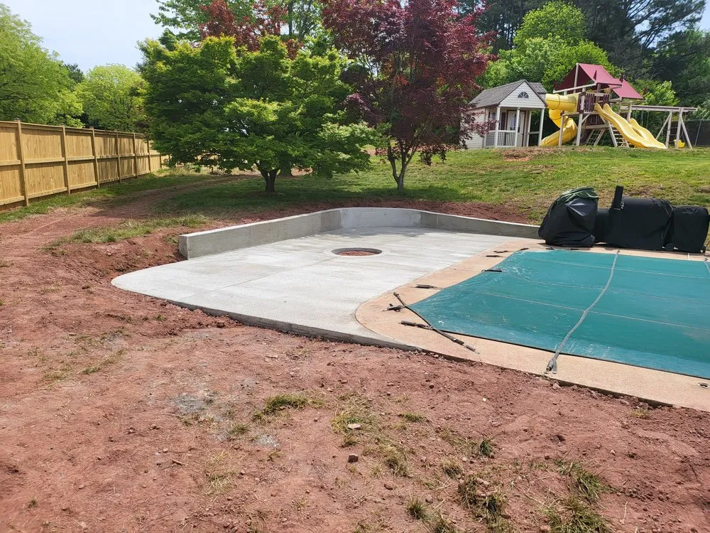 Reliable lawn care service in Bealeton, VA - Rocky's Landscaping