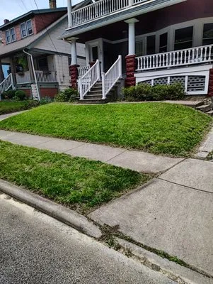 Rocky's Lawn Care Service Logo