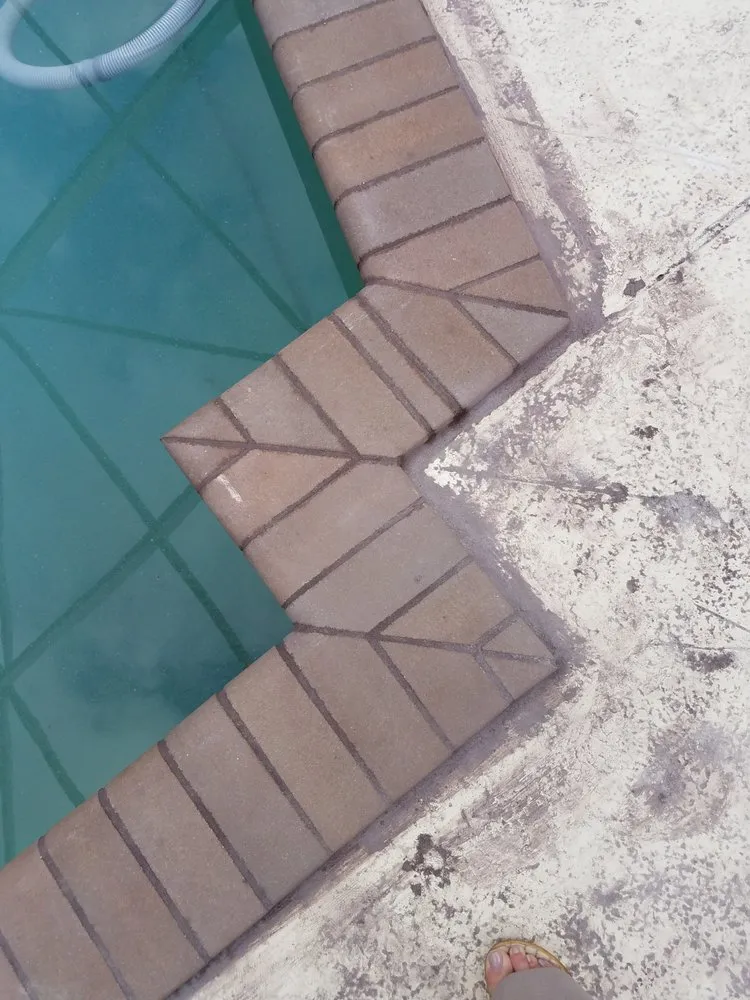 Affordable yard maintenance experts serving Holiday, FL - Rod Enterprises