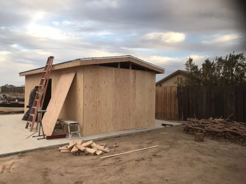 Affordable lawn mowing service for beautiful yards in Hesperia, CA by Rodas Koipond & Landscape