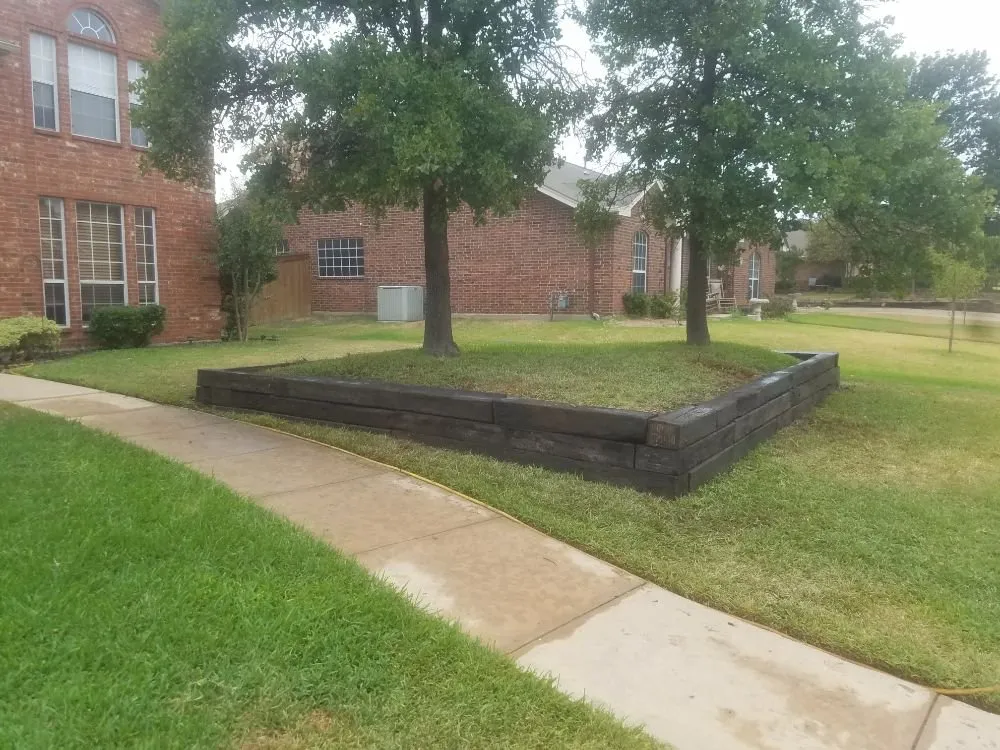 Professional yard maintenance experts serving Red Oak, TX - Roden Landscaping