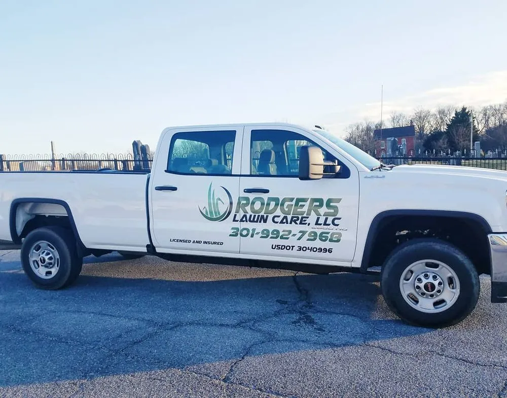 Affordable garden landscaping experts serving Funkstown, MD - Rodgers Lawn Care