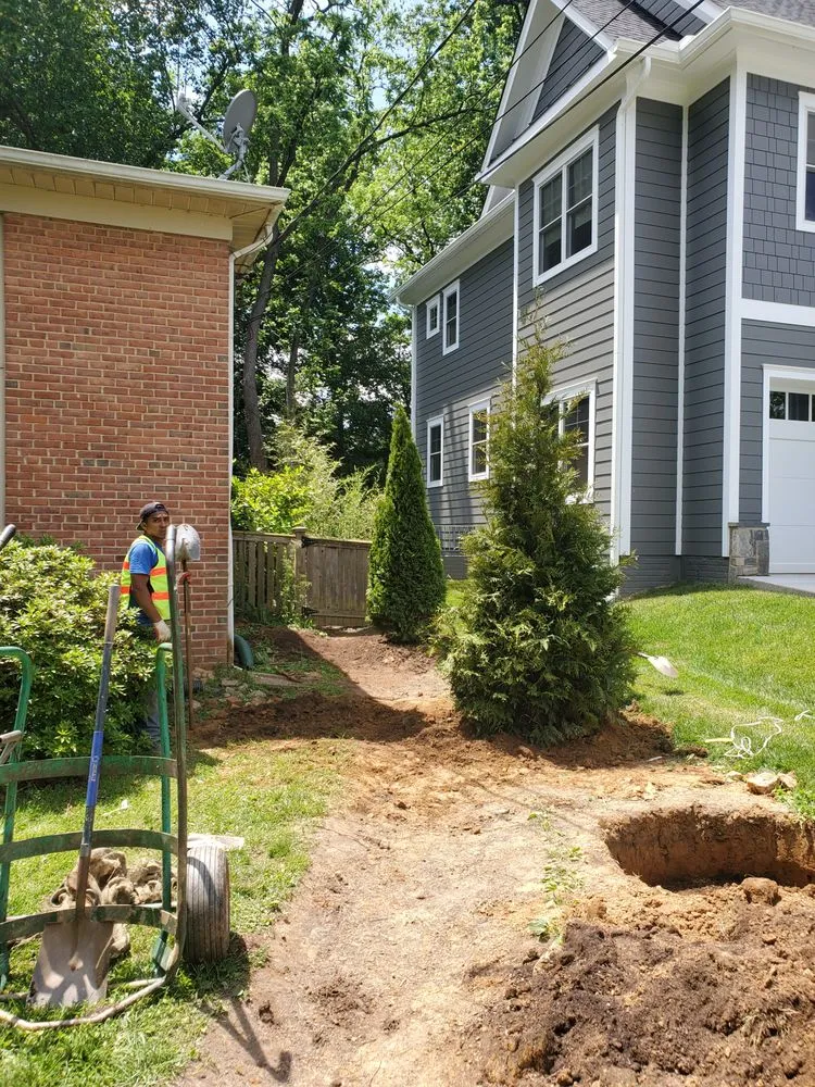 Custom landscape installation experts serving Boyds, MD - Rodgers Neighborhood Landscaping