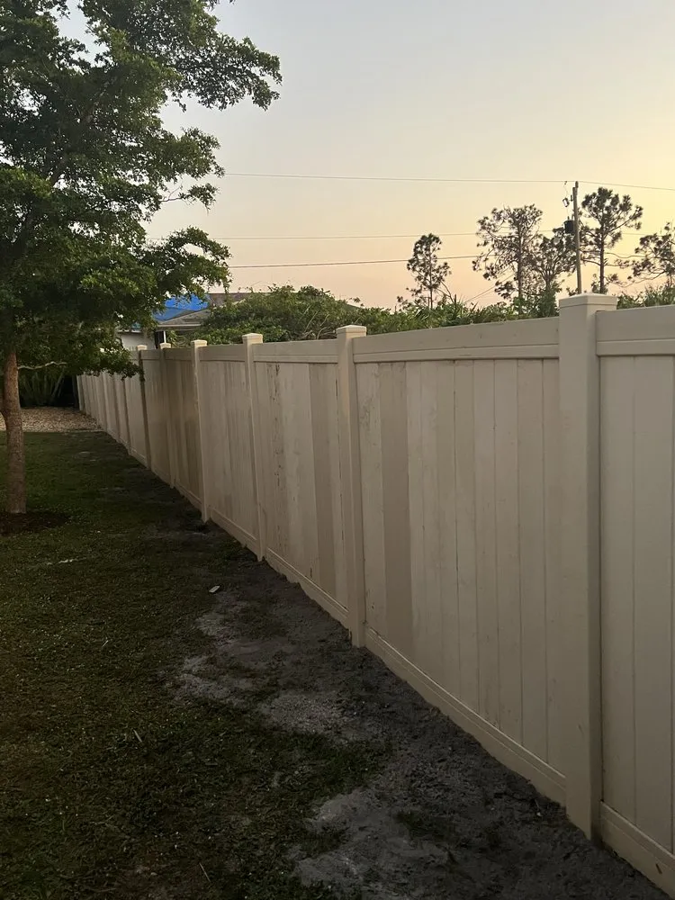 Affordable yard maintenance in North Port, FL - Rodgers Services