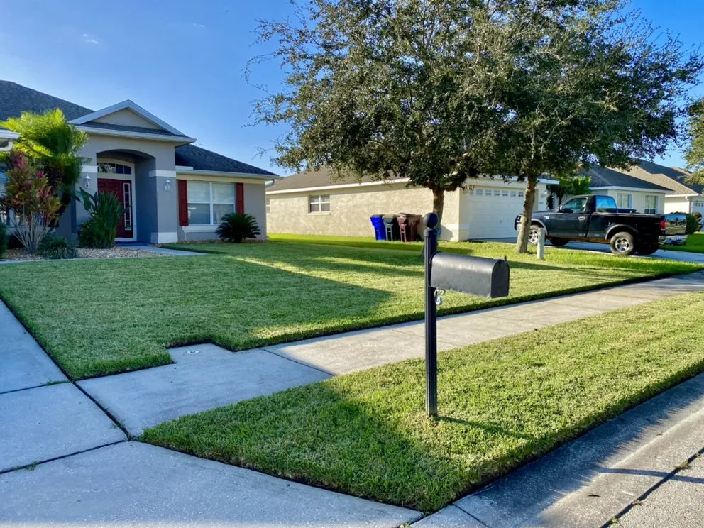 Affordable outdoor landscaping for year-round maintenance in St. Cloud, FL by Rodmar Landscaping and Handyman Services