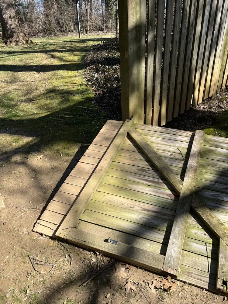 Reliable outdoor landscaping near you in Norfolk, VA by Rodríguez Tree Service and Landscaping