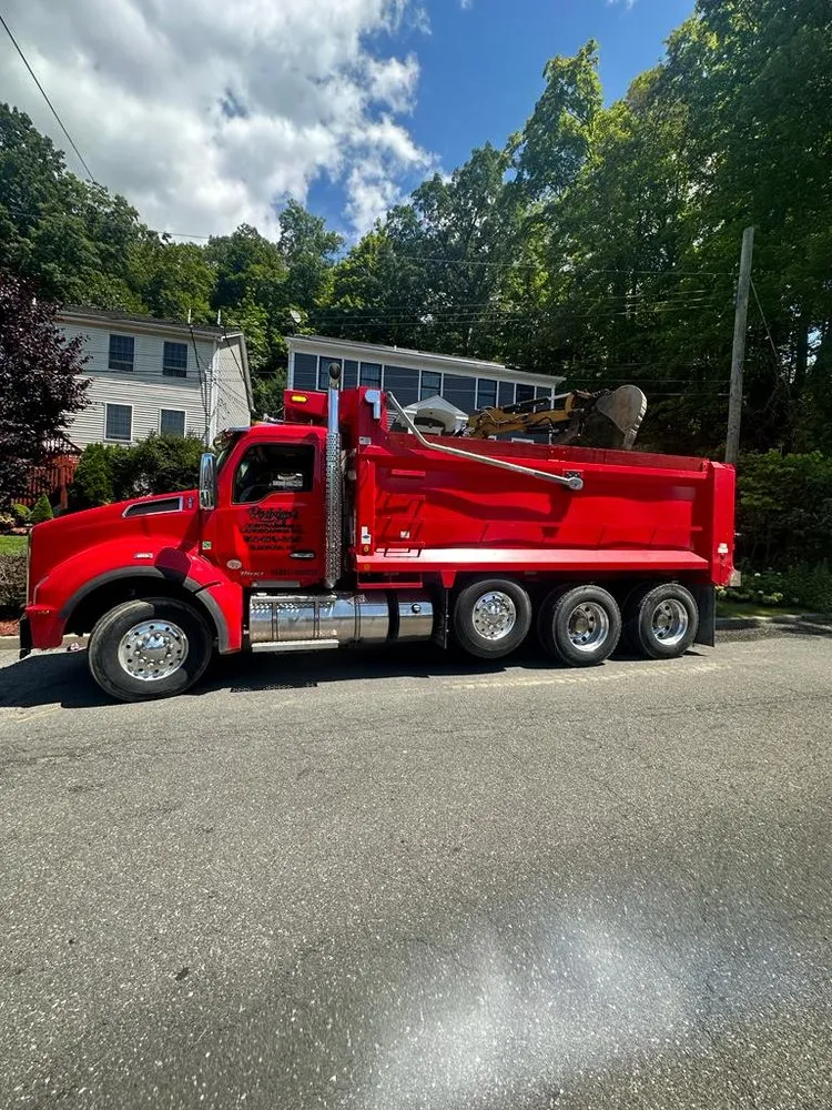 Custom lawn care service in Elmsford, NY - Rodrigo's Contracting & Landscaping