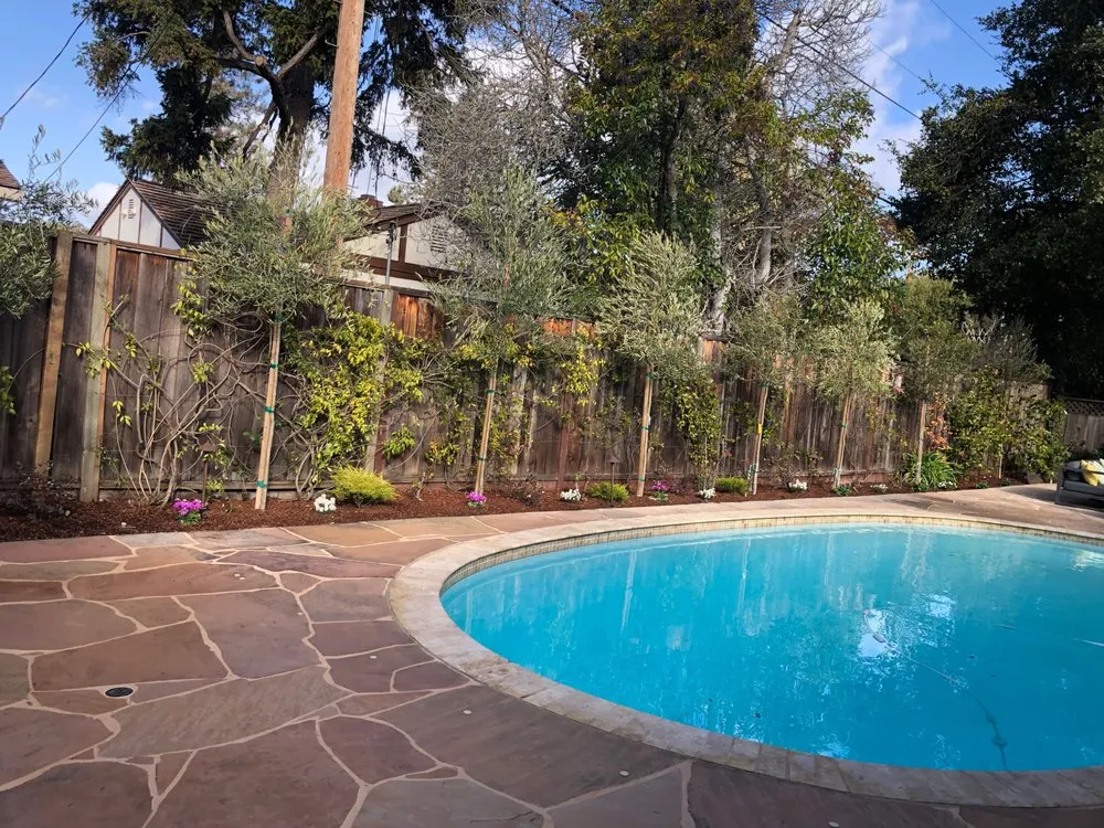 Custom lawn mowing service with custom design in Los Altos Hills, CA by Rodrigos Gardening and Landscaping