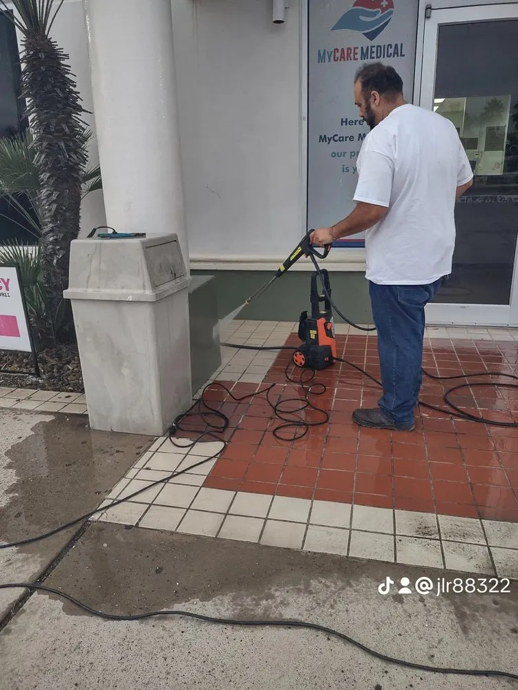 Custom landscape installation in Mission, TX by Rodriguez Cleaning Services