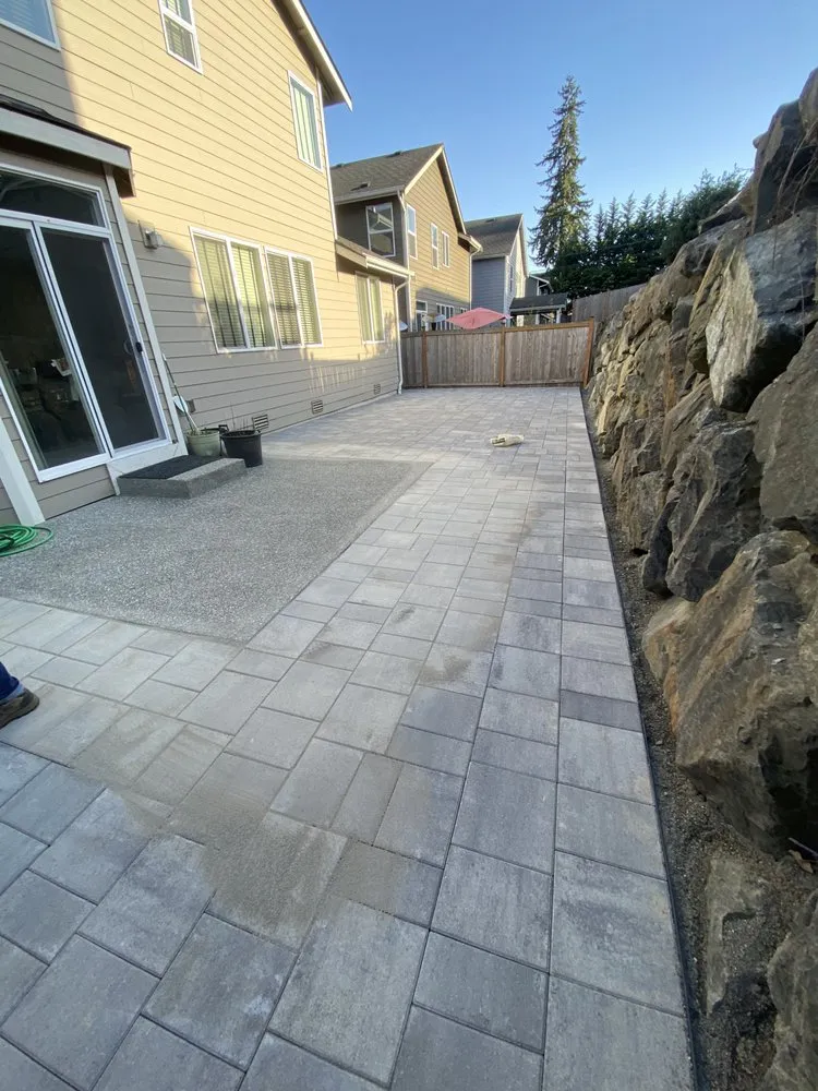 Affordable residential landscaping experts serving Monroe, WA - Rodriguez Construction