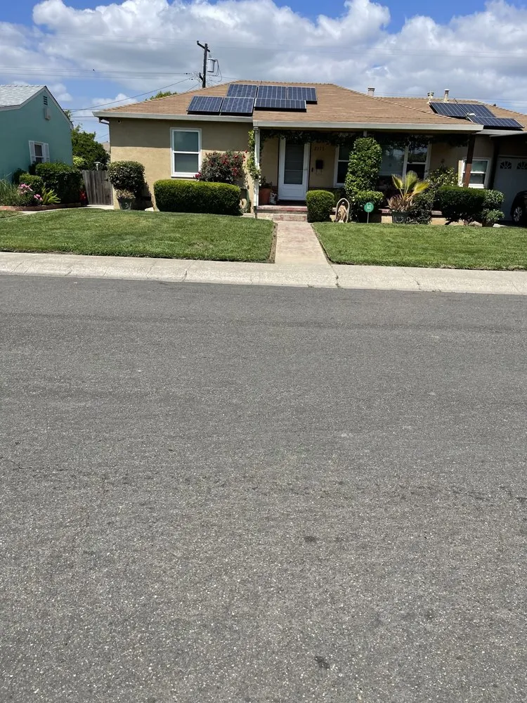 Reliable landscaping services experts serving Sacramento, CA - Rodriguez Gardening