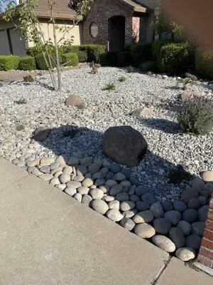 Rodriguez Gardening Logo