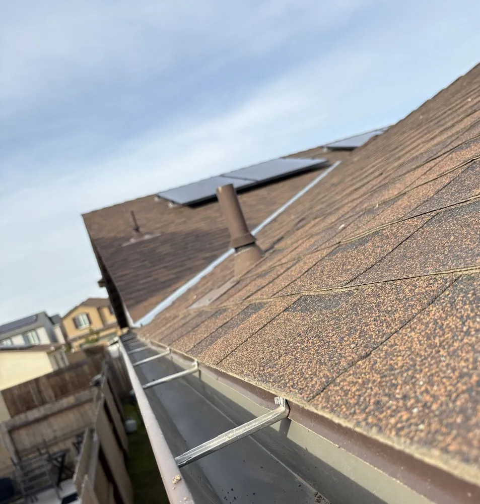 Custom yard maintenance in Sanger, CA by Rodriguez Handy Works