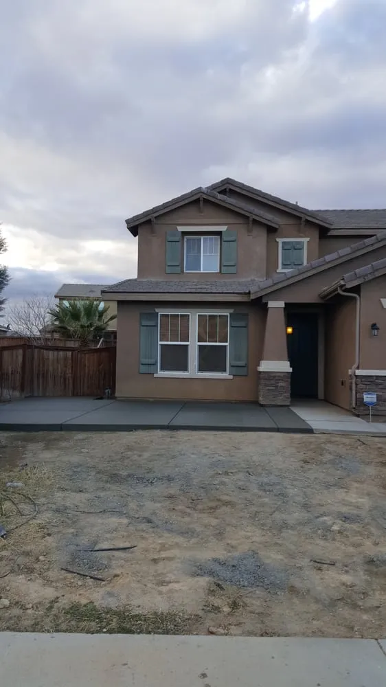 Top-rated residential landscaping in Apple Valley, CA by Rodriguez Landscape and Maintenance