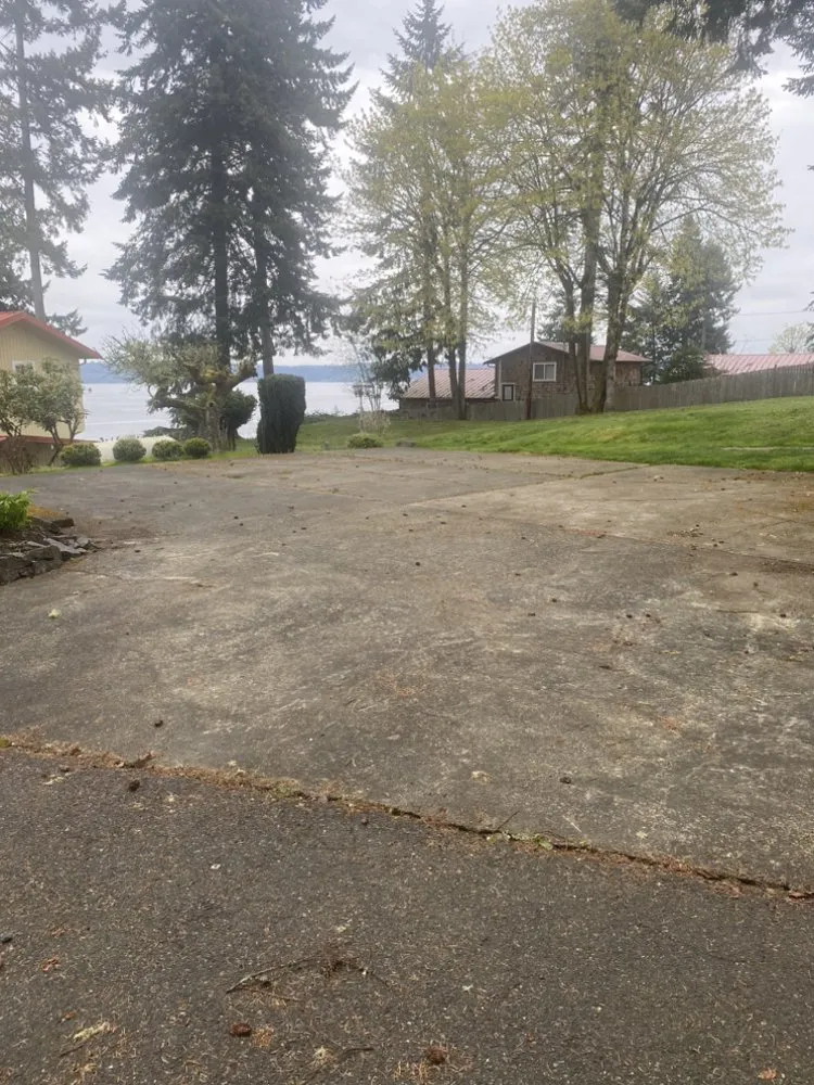 Custom lawn mowing service experts serving Shelton, WA - Rodriguez Landscape