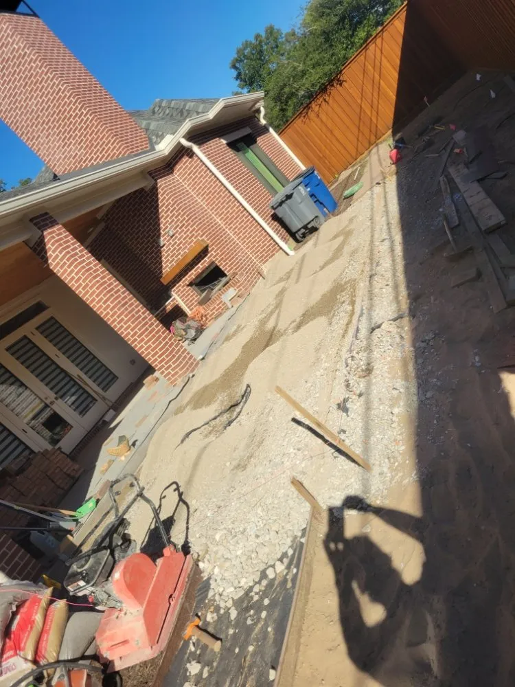 Custom landscaping services in Dallas, TX by Rodriguez Landscaping and hardscaping