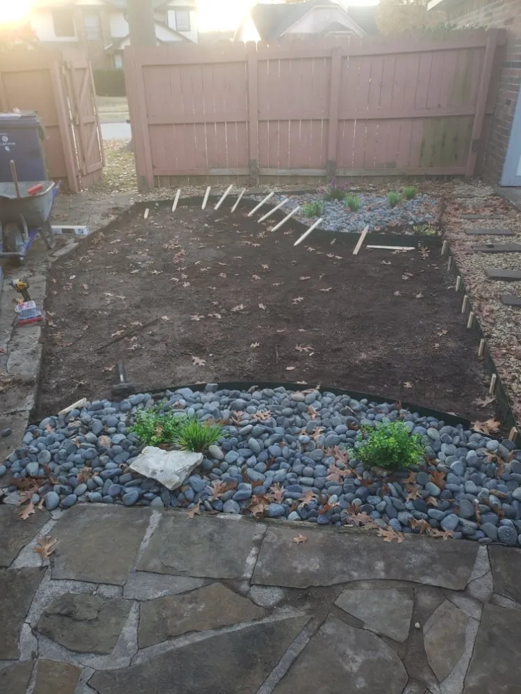 Custom yard cleanup service for year-round maintenance across Dallas, TX - Rodriguez Landscaping and hardscaping