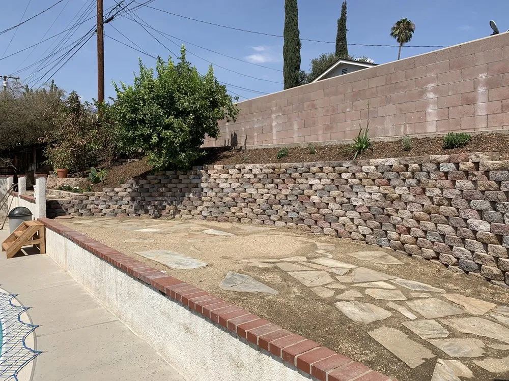 Local yard cleanup service experts serving Bloomington, CA - Rodriguez Landscaping