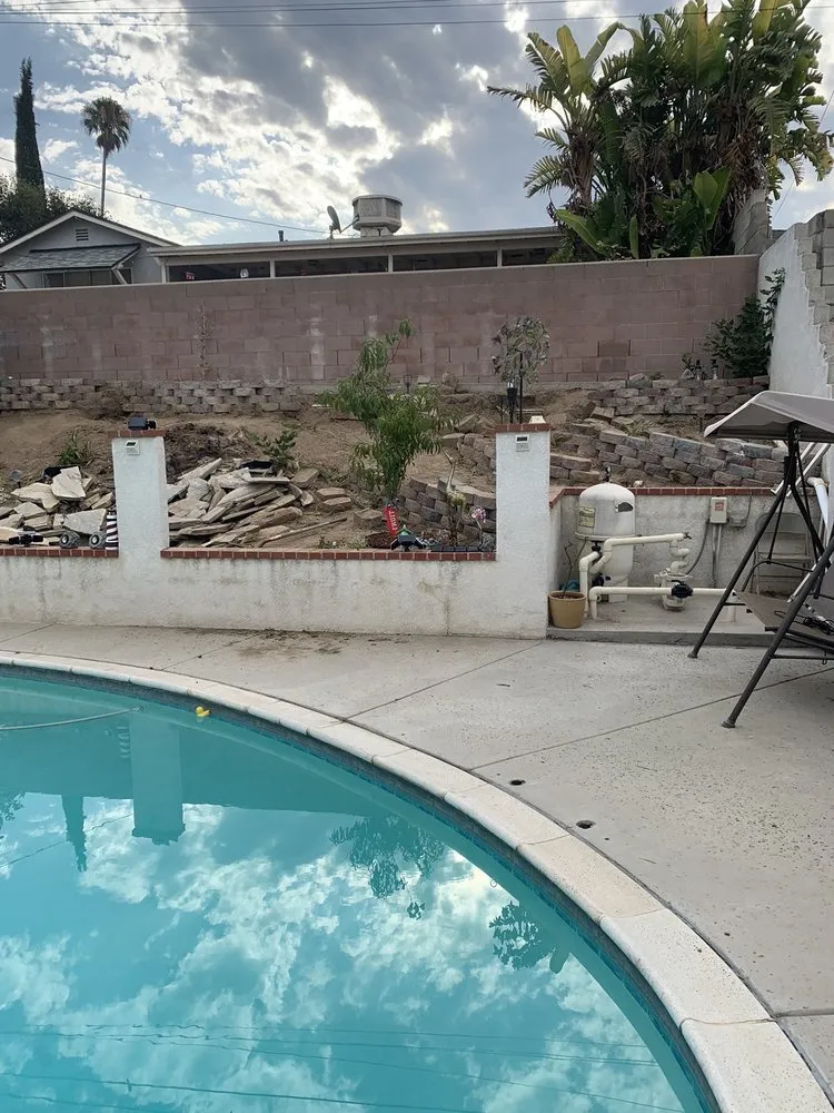 Reliable lawn mowing service in Bloomington, CA - Rodriguez Landscaping