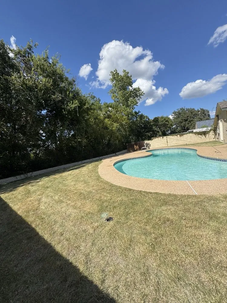 Custom landscaping services for beautiful yards in Killeen, TX by Rodriguez Landscaping