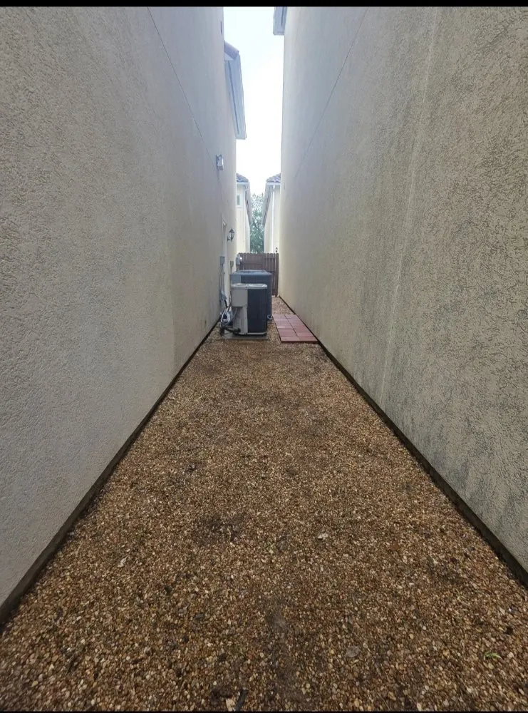 Custom landscaping services experts serving Pasadena, TX - Rodriguez Landscaping