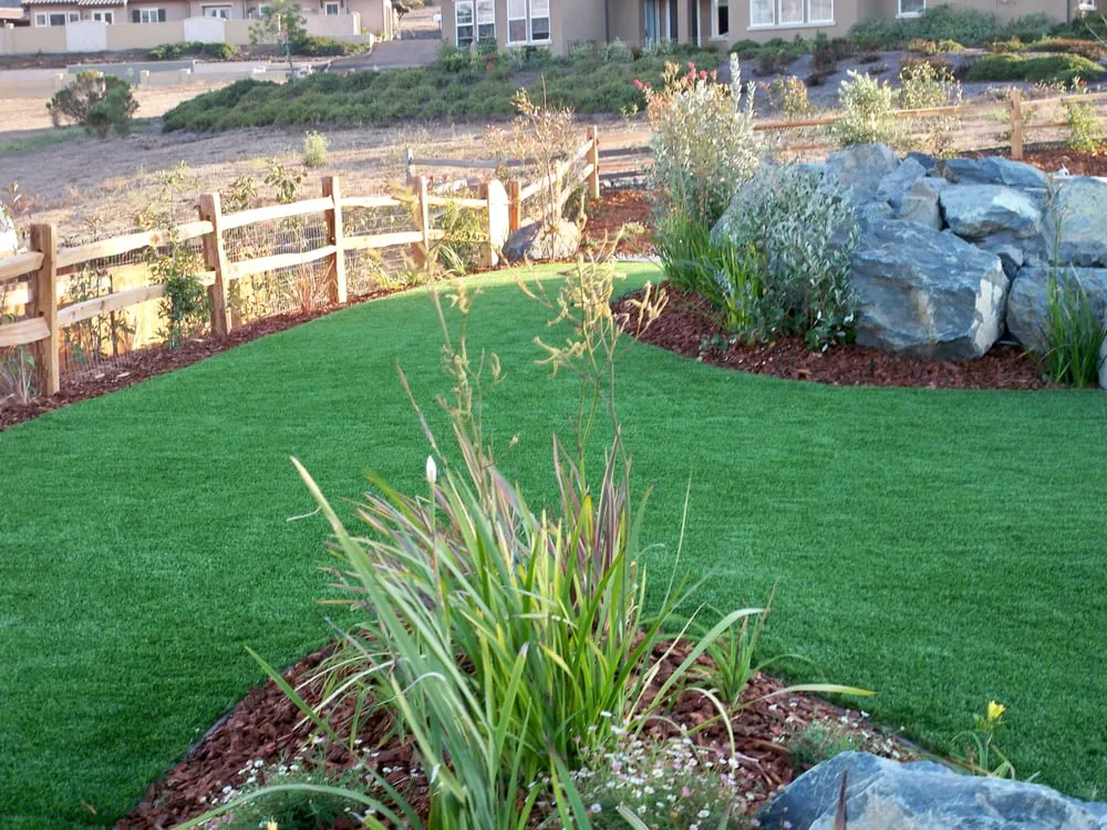 Expert landscaping services experts serving Paso Robles, CA - Rodriguez Landscaping