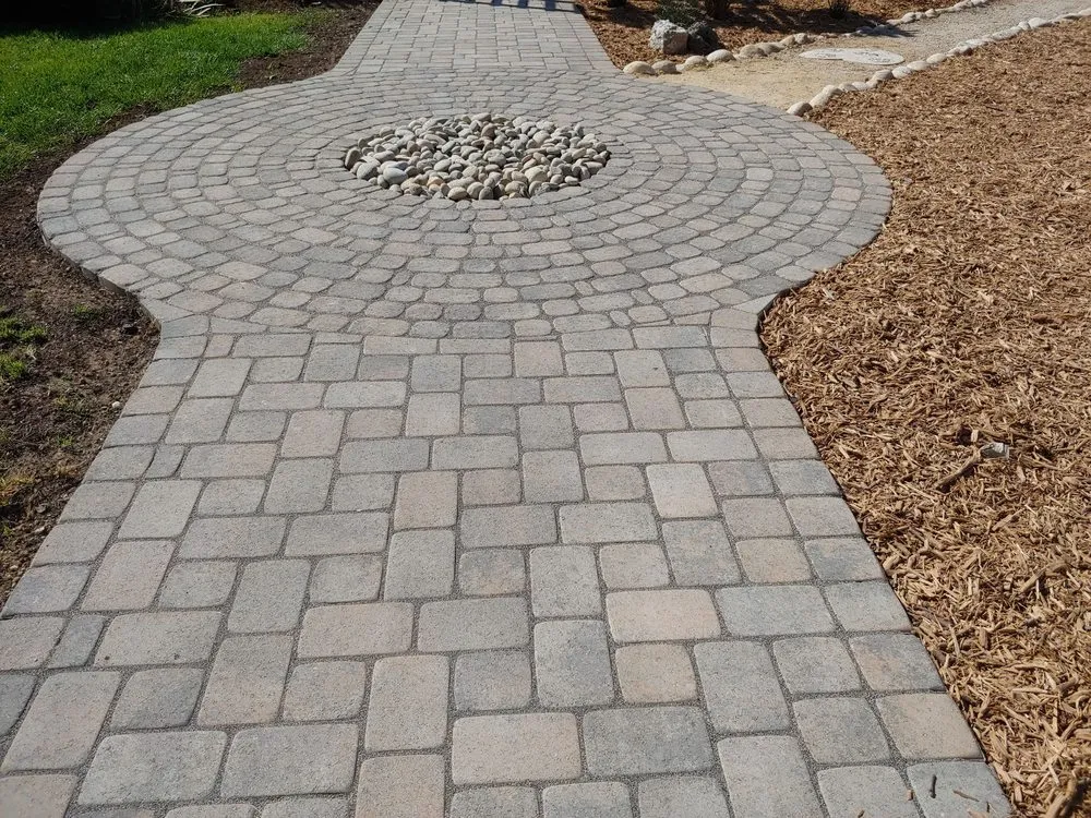 Professional lawn mowing service for beautiful yards in Paso Robles, CA by Rodriguez Landscaping