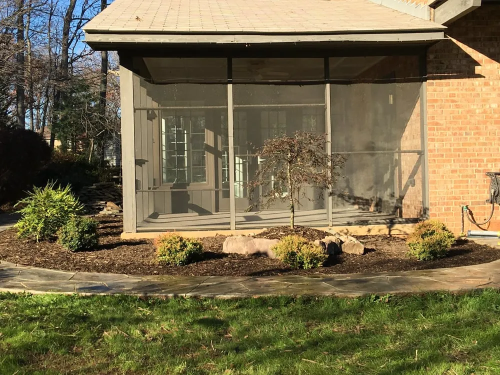 Custom garden landscaping in Chantilly, VA - Rodriguez Landscaping Services