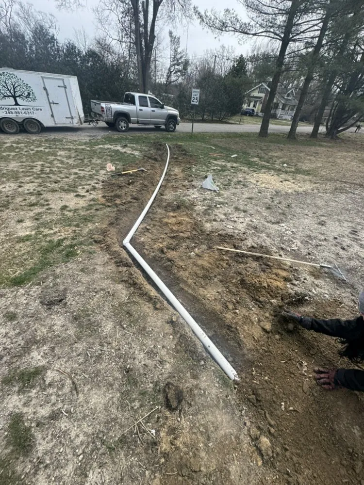 Trusted landscape installation experts serving Pontiac, MI - Rodriguez Lawn Care