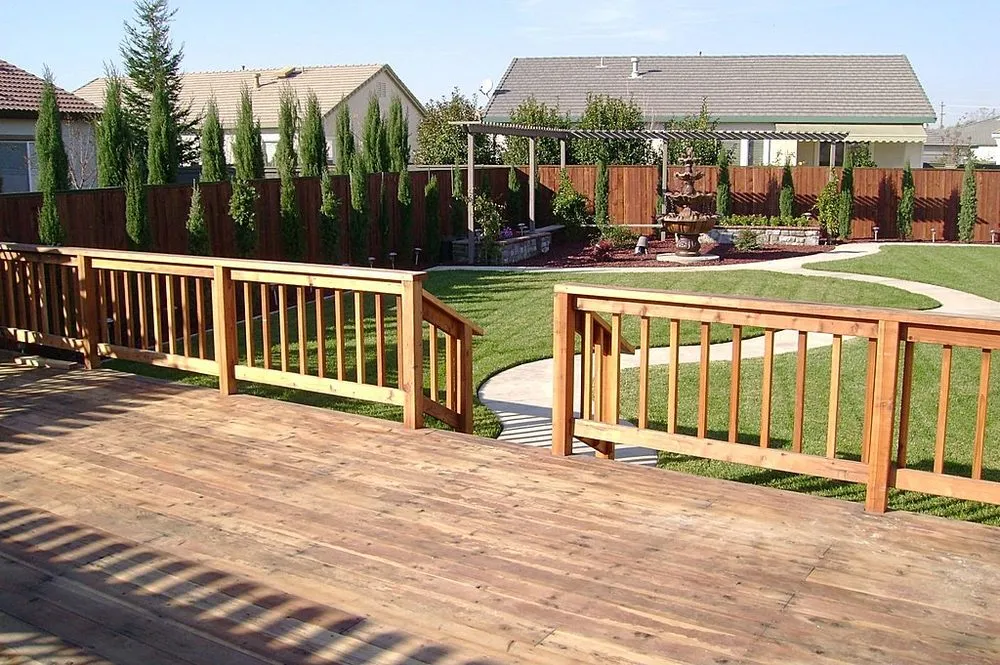 Professional residential landscaping in Sacramento, CA by Rodriguez Lawn Care Services