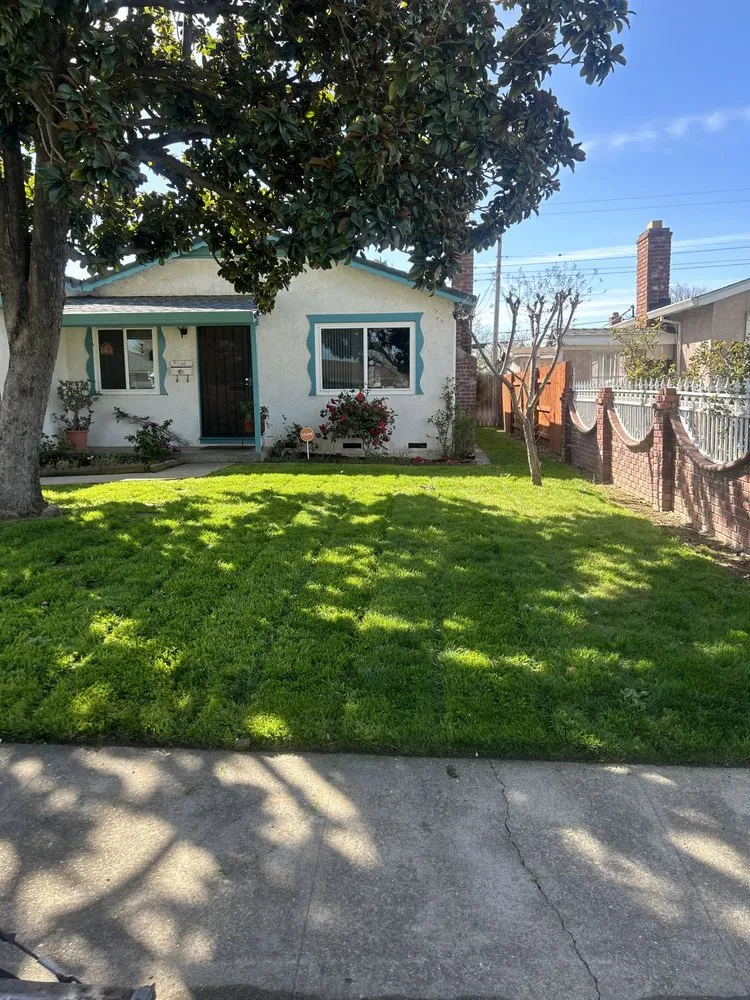 Expert lawn care service in Sacramento, CA - Rodriguez Lawn Care Services