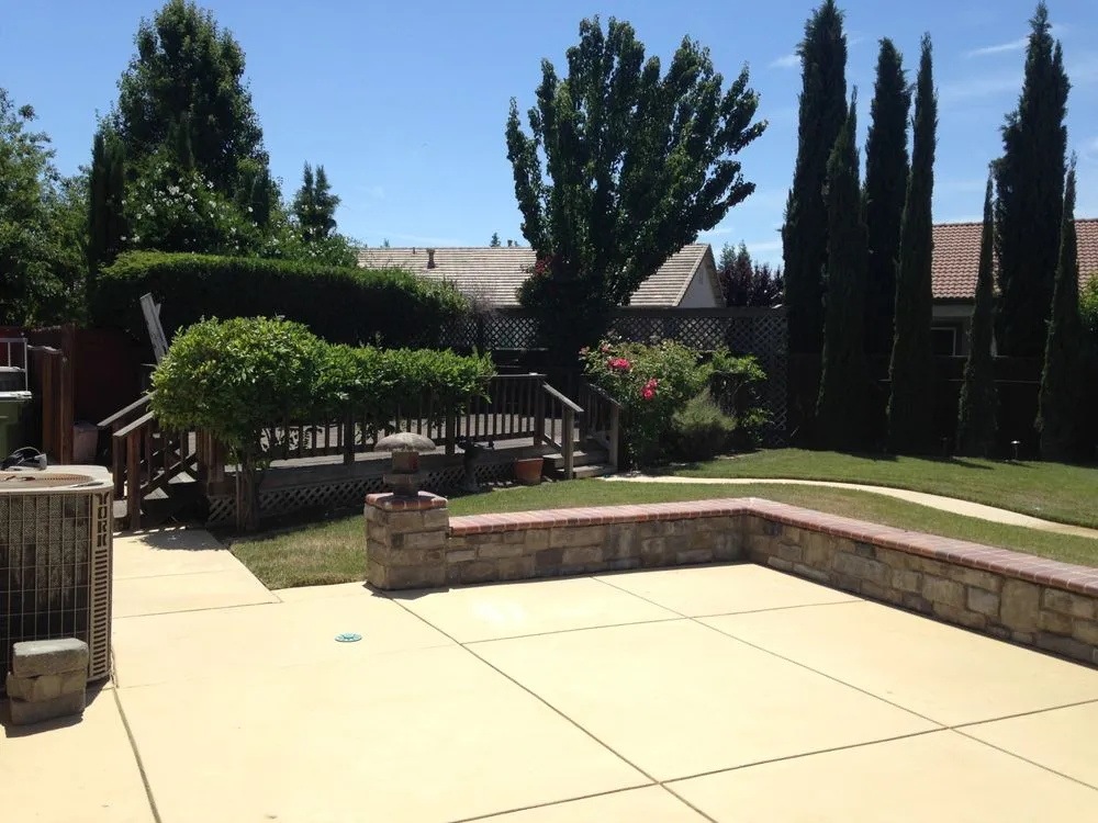 Reliable yard maintenance in Sacramento, CA - Rodriguez Lawn Care Services