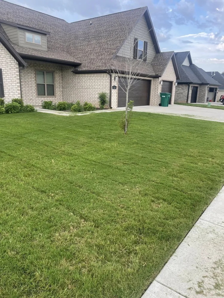 Local residential landscaping near you in Springdale, AR by Rodriguez Lawn Care
