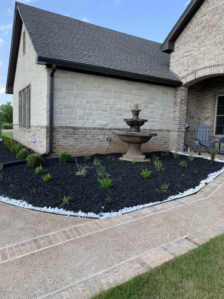 Reliable outdoor landscaping in China Spring, TX by Rodriguez Lawn Service