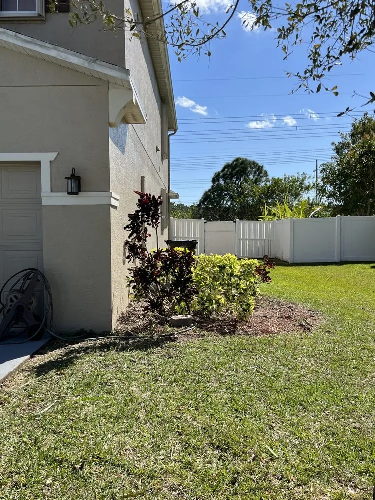 Affordable landscaping services near you in Fort Pierce, FL by Rodriguez Lawn Service