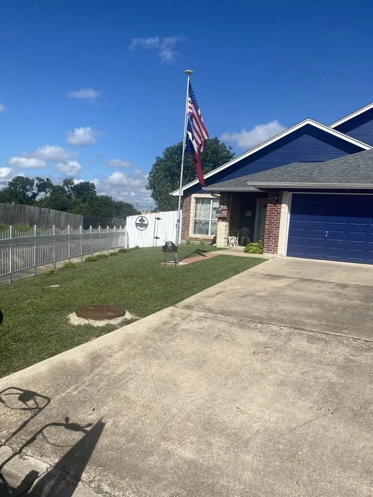 Affordable lawn mowing service near you in Temple, TX by Rodriguez Lawn Service