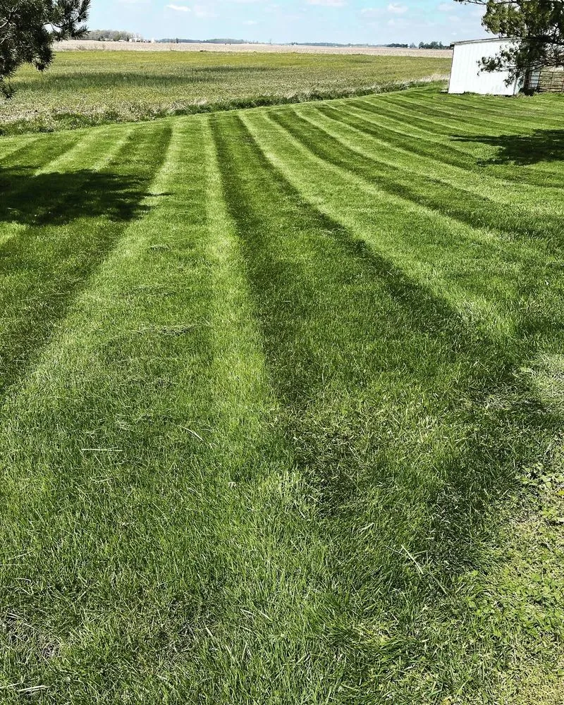 Trusted lawn mowing service experts serving Lebanon, IN - Rodriguez Lawn Services