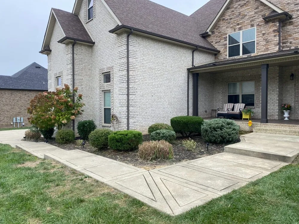 Reliable garden landscaping experts serving Springfield, TN - Rodriguez Lawncare & Services