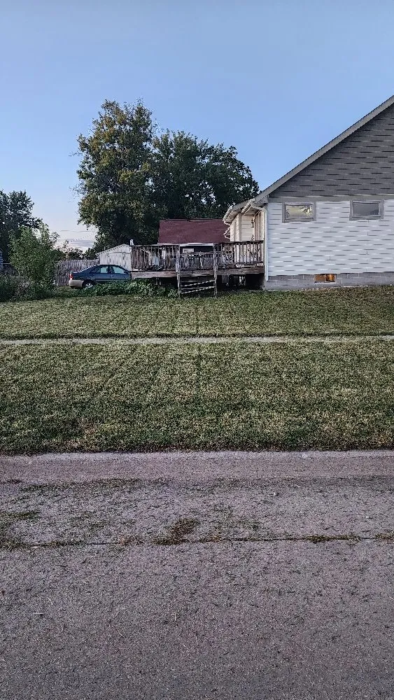 Expert landscape installation experts serving Perry, IA - Rodriguez Lawncare