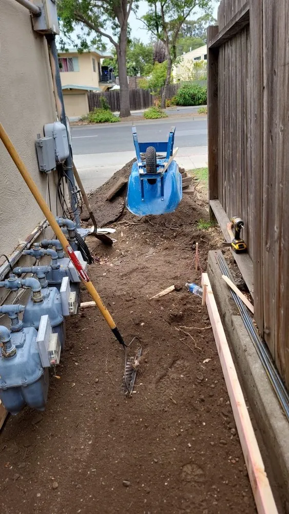 Reliable landscape design in Oakland, CA by Rodriguez Maintenance & Landscaping