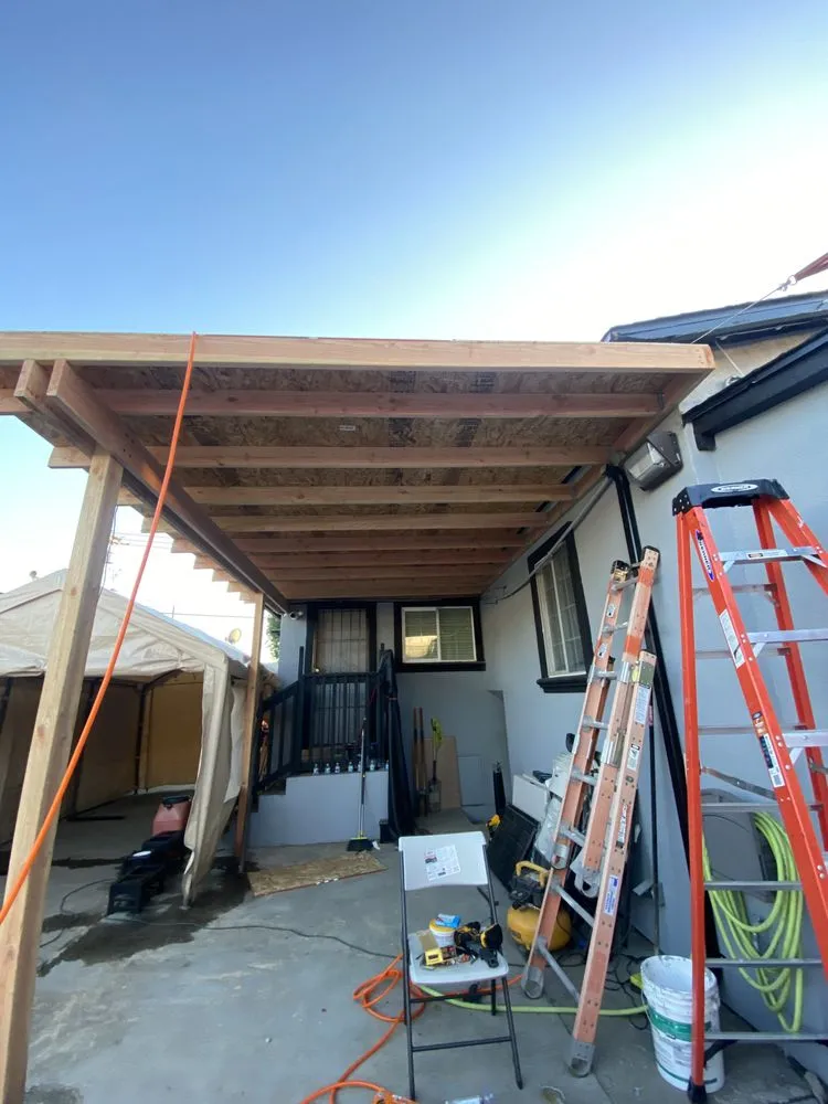 Reliable lawn care service for year-round maintenance in Oakland, CA by Rodriguez Maintenance & Landscaping